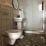 A Hospoda Na Statku 3*