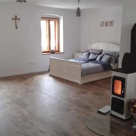 Guest house A Hospoda Na Statku Hluboka nad Vltavou