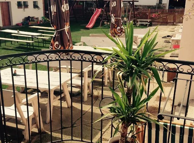 A Hospoda Na Statku بيت ضيافة Hluboká nad Vltavou